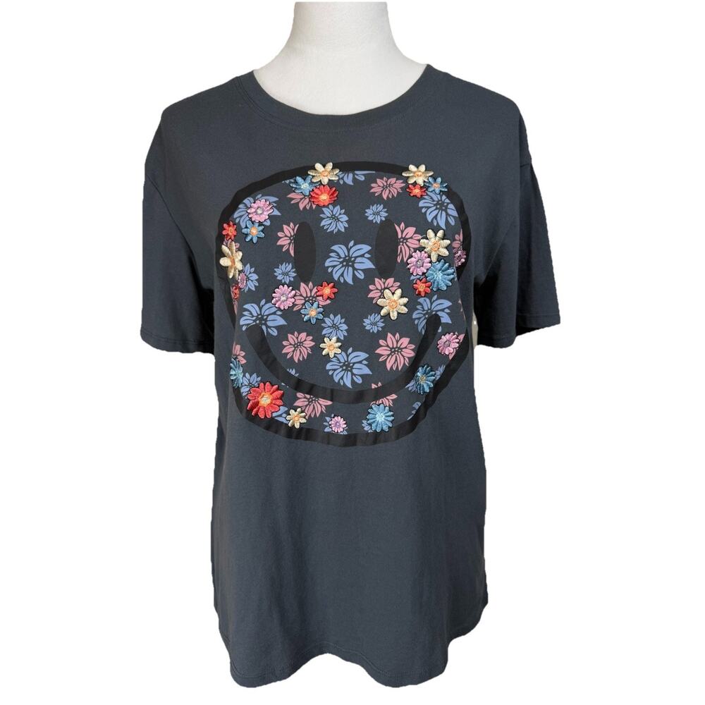Freeze Women's T-Shirt Gray Smiley Face Embroidered Flowers Sz L Hippie 70s Boho